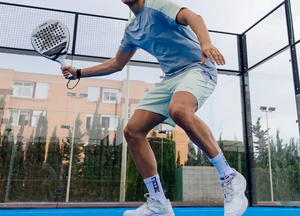 Dernières Tendances Mode Padel pour Hommes | Guide Vêtements et Accessoires 2024